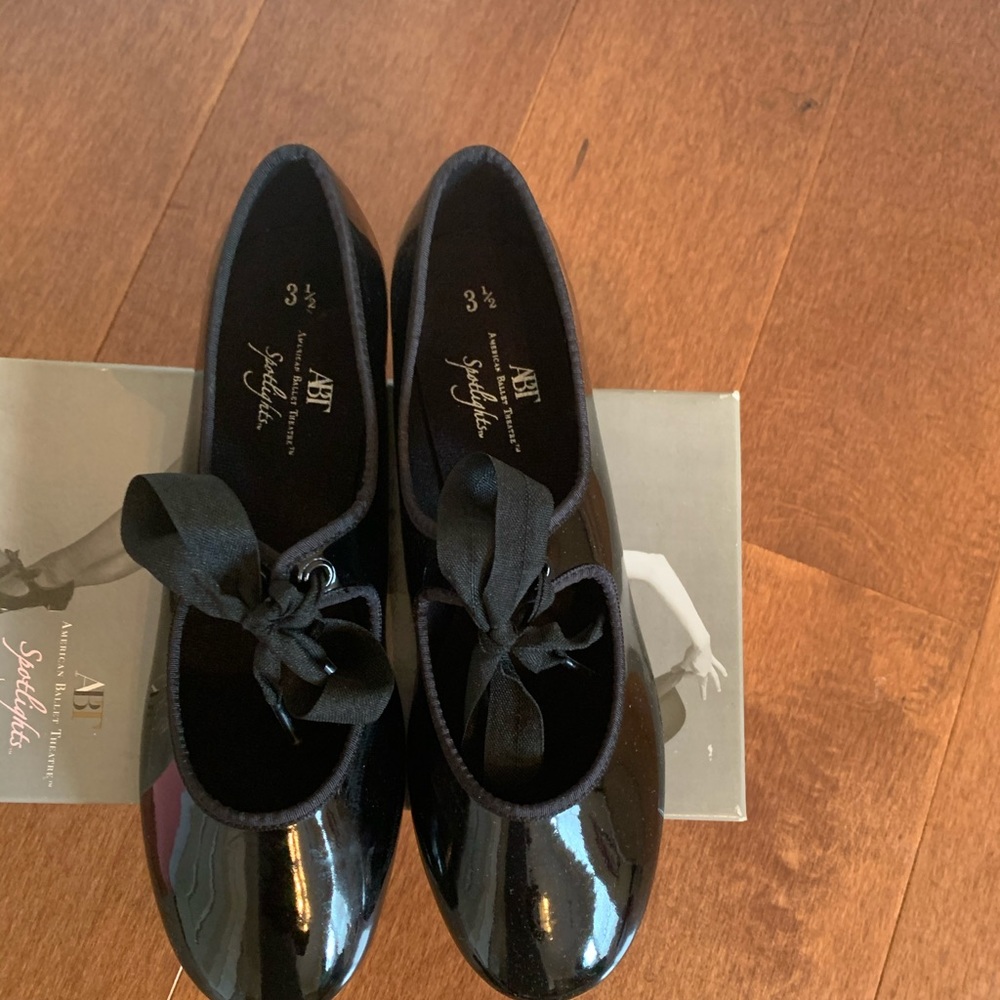 Beginner Tap shoes